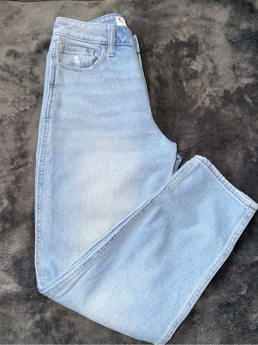 Hollister High-Rise Jeans - Picture 3 of 5